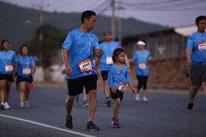 BIB: 9343
                            <button type="button" onclick="openModal(3132379)" class="btn btn-primary btn-sm float-right btn-popup" data-toggle="modal" data-target=".modal-high-quality">
                        <i class="fas fa-shopping-cart"></i> Add to Cart
                    </button>
                                            <button type="button" onclick="isThisMe(3132379, true)" class="btn btn-success btn-sm float-right btn-popup btn-isme hidden" data-toggle="tooltip" data-placement="bottom" title="นี่คือรูปของคุณใช่ไหม คลิกที่นี่เพื่อเอาเข้าอัลบั้ม">
                        <i class="fas fa-plus"></i> Add to album
                    </button>
                    <button type="button" onclick="isThisMe(3132379, false)" class="btn btn-warning btn-sm float-right btn-popup btn-isnotme hidden">
                        <i class="fas fa-ban"></i> Remove from album
                    </button>